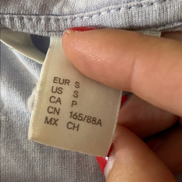 H&M Tank Bundle - Picture 6 of 6